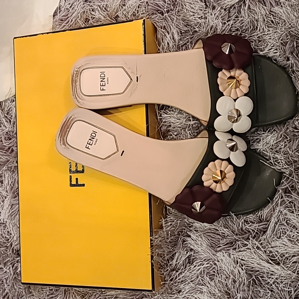 FENDI SANDALS